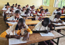 በጋምቤላ ከተማ ከሰኞ ጀምሮ ወደ ትምህርት የማይመለሱ ተማሪዎች ከፈተና ሊታገዱ ነው
